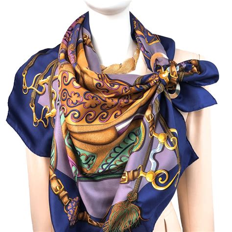 how to style a hermes floral scarf